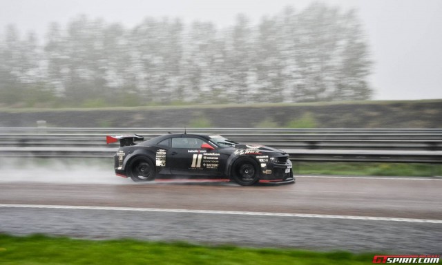 Gumball 3000 - Chevrolet Camaro in viteza pe circuit