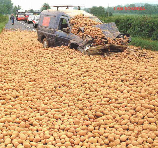 Accident masina cartofi