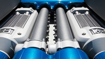 Bugatti - motor hibrid
